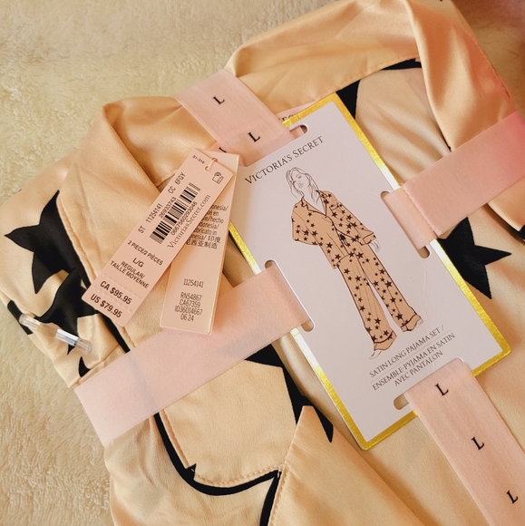 🩷🩷Victoria's Secret Glazed Satin Long Pajama Set LARGE🩷🩷 - Picture 2 of 6